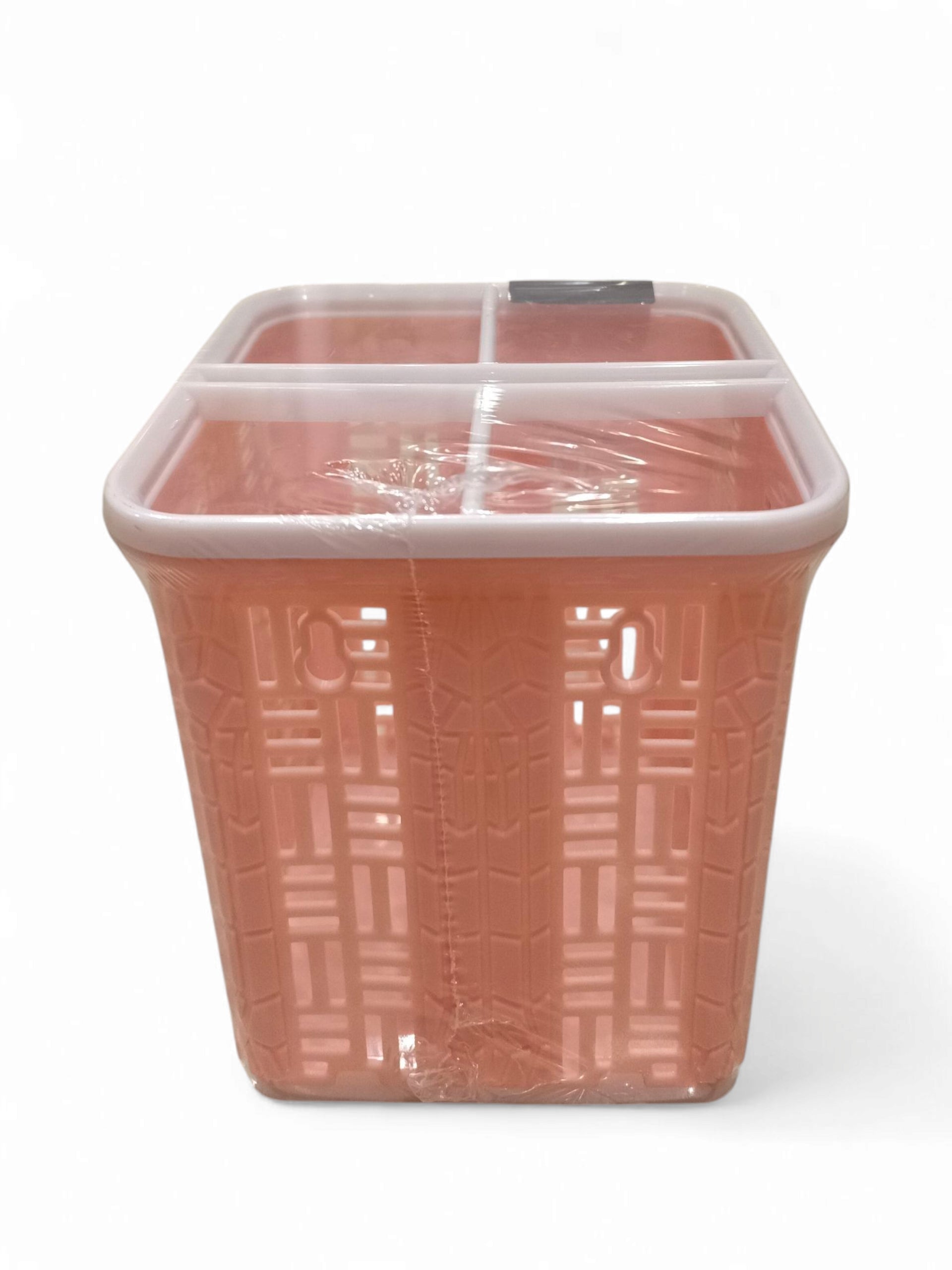Plasticware