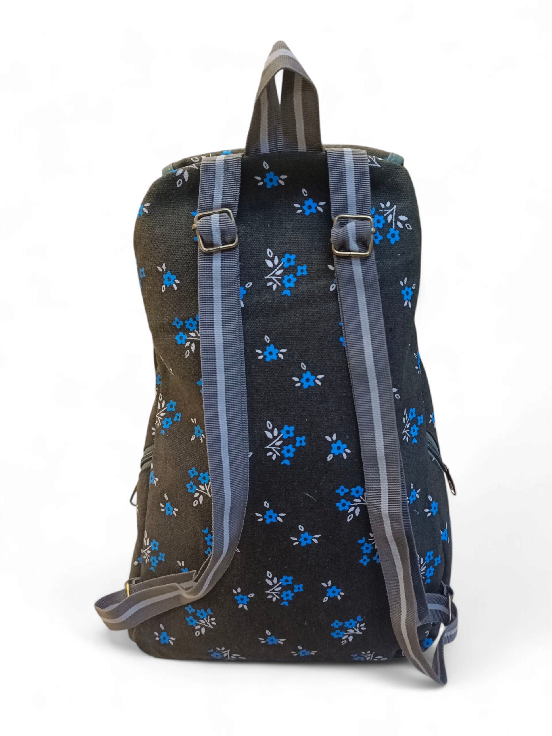 SNT 02 COLLEGE BAG 1