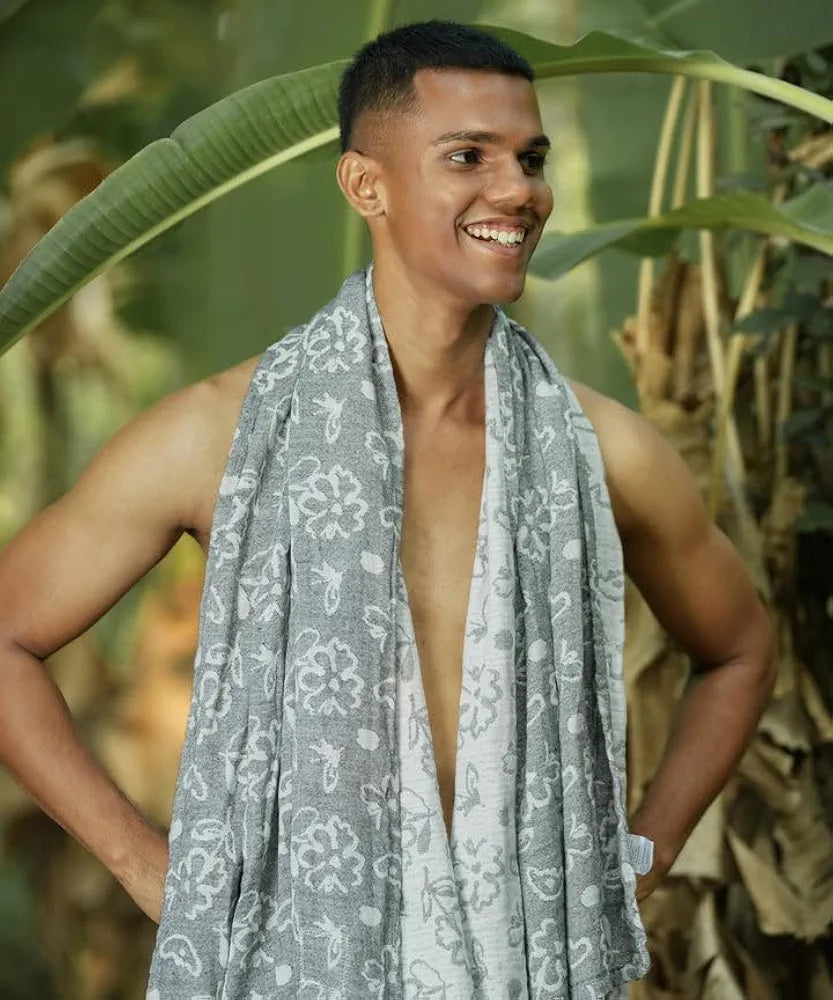 DT BANANA PGR JACQUARD FLORAL BATH TOWEL 75X150CM