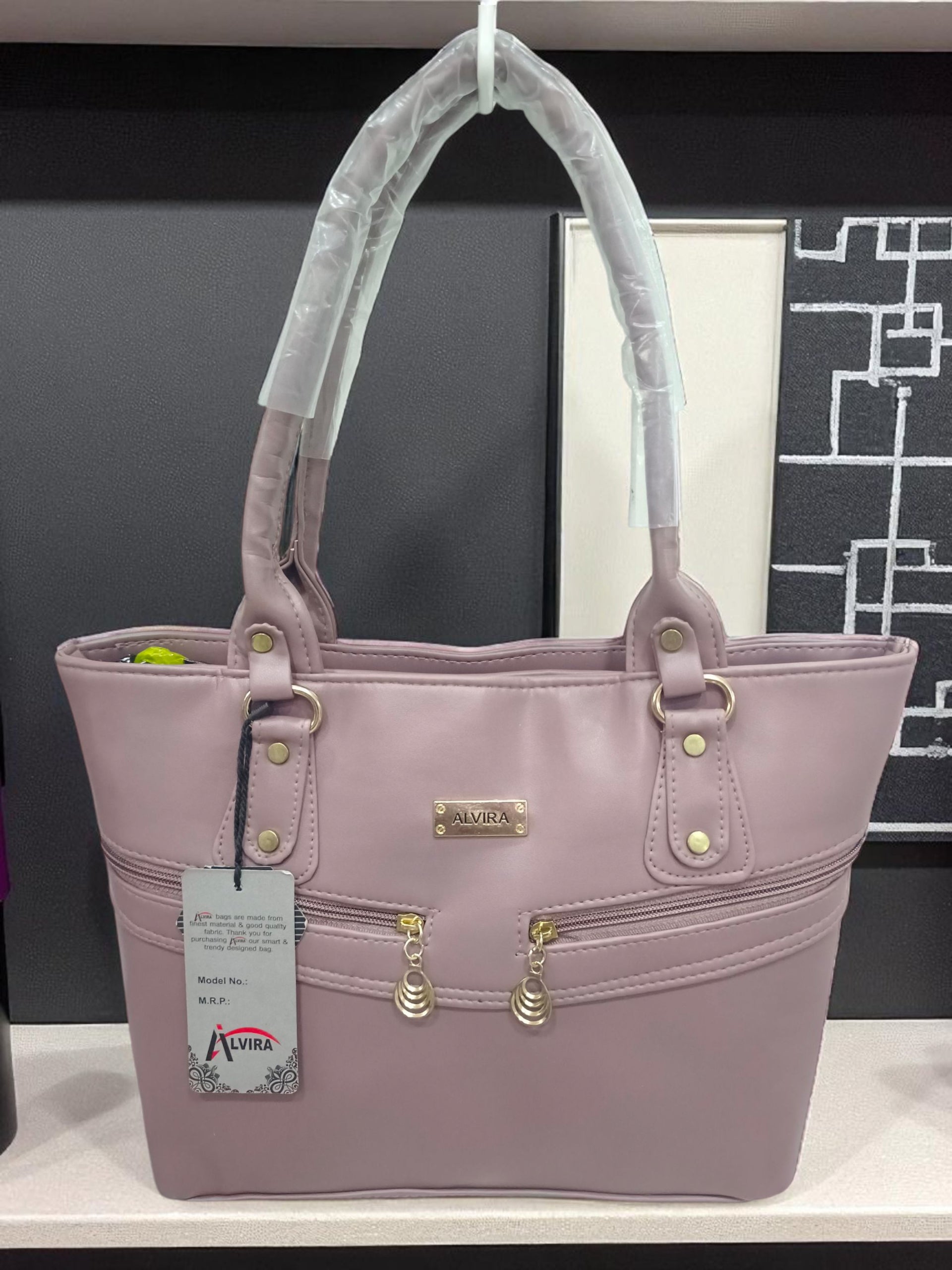 SNT L/HAND BAG 09