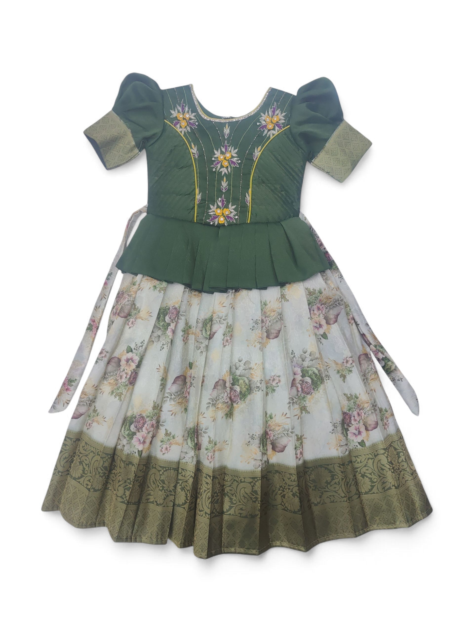 CS 5063 Size 32 BOBBY GIRL 13 to 14 years
