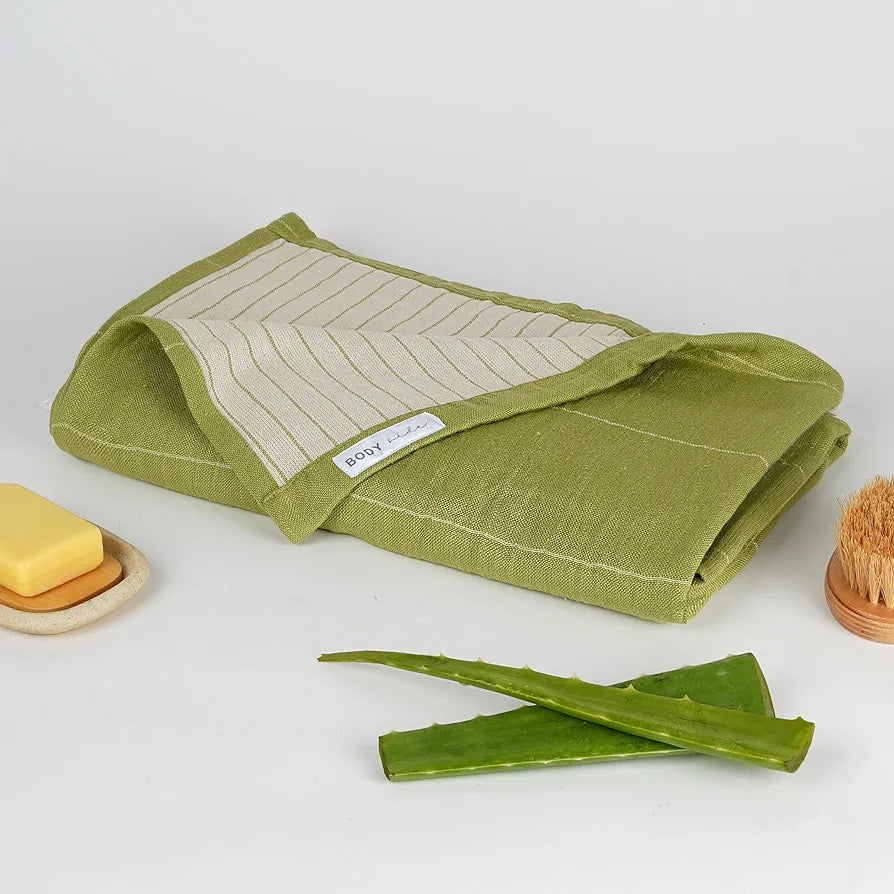 DT ALOEVERA BATH TOWEL