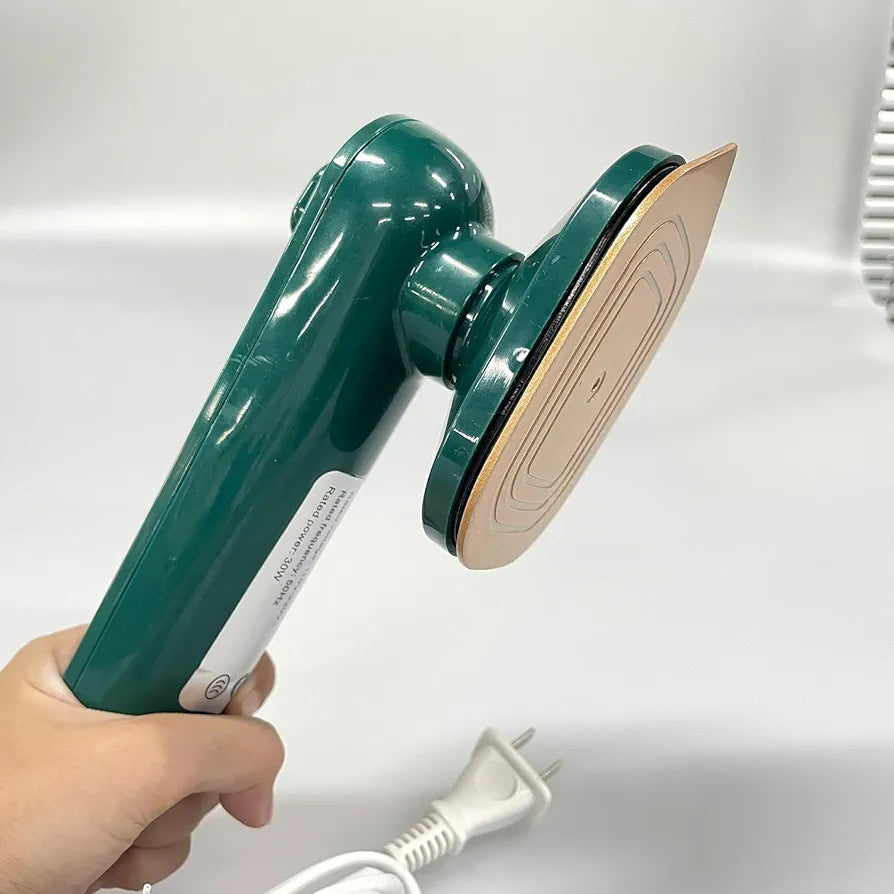 DRY IRON WITH SPRAY